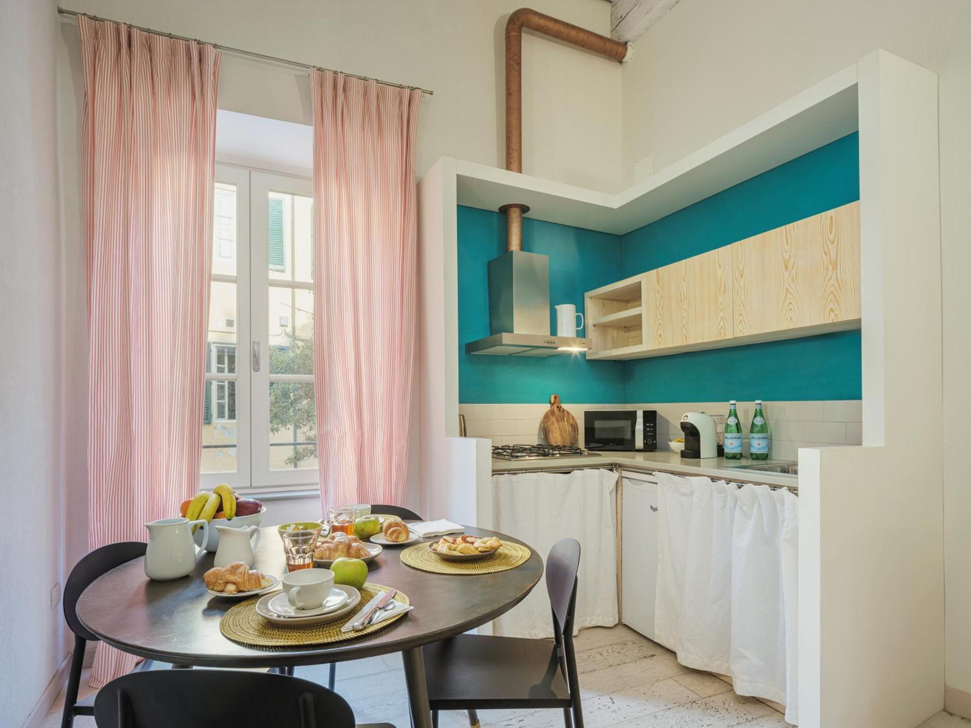 Residenza Degli Artisti Apartments Лука Екстериор снимка