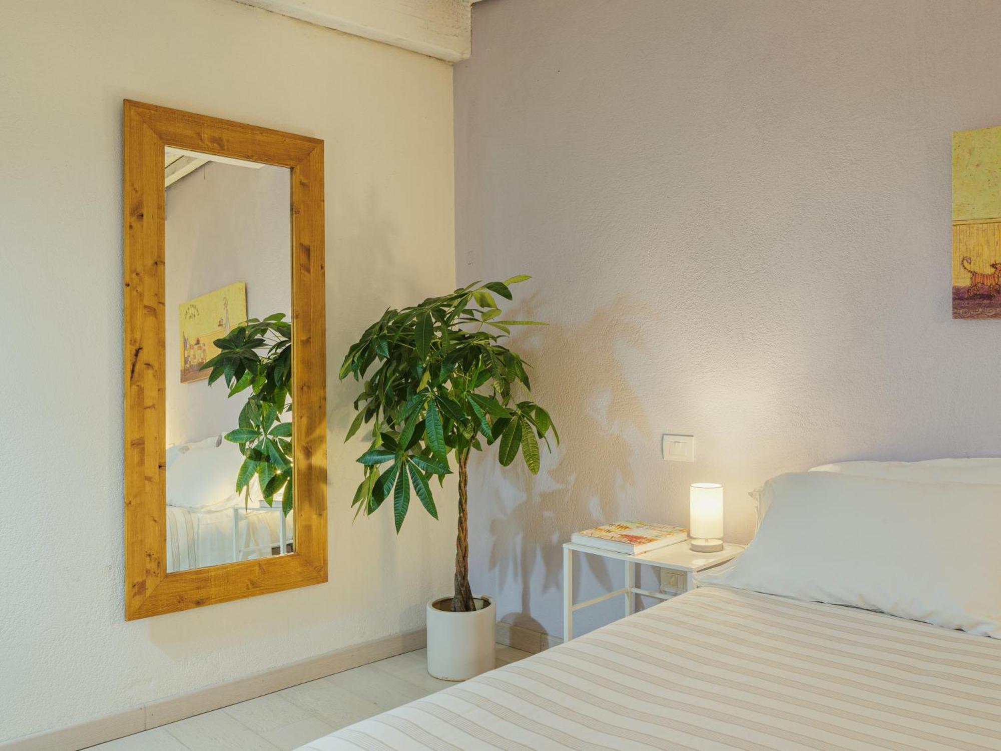 Residenza Degli Artisti Apartments Лука Екстериор снимка