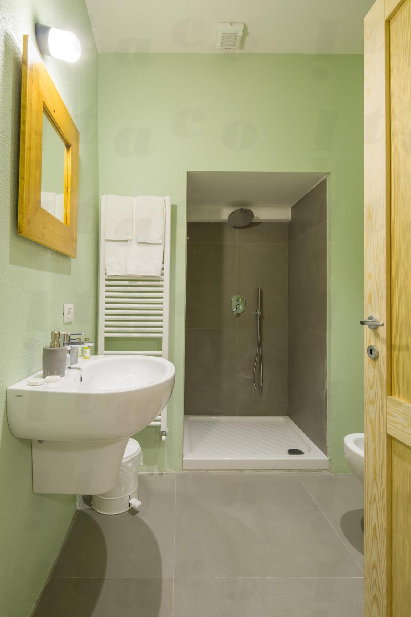 Residenza Degli Artisti Apartments Лука Екстериор снимка